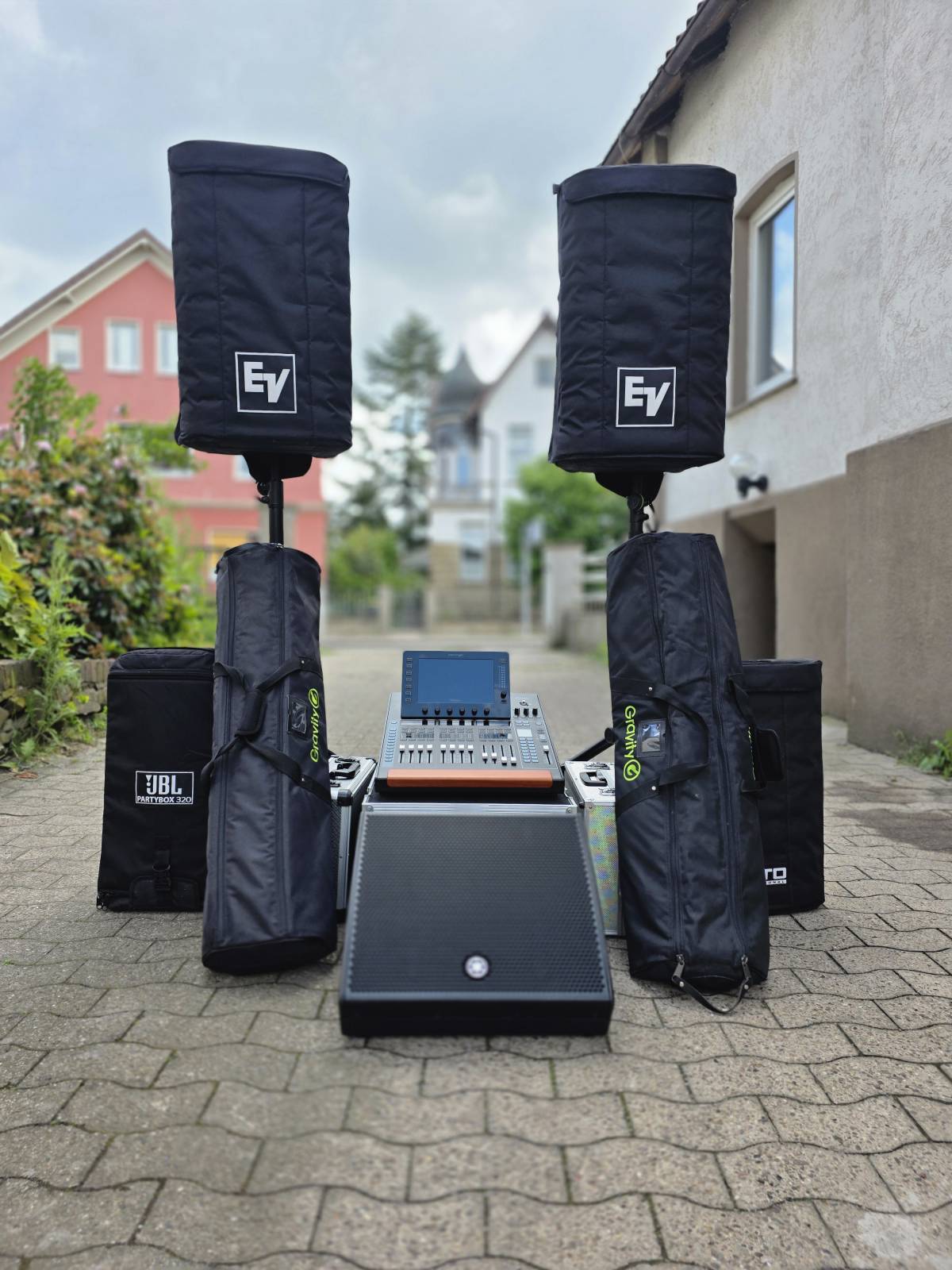 Vitalii Kibysh - Herford - AV Equipment Rental for Weddings