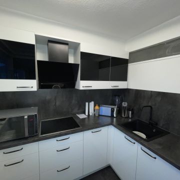 M&G Facility Management - Berlin - Pintar plataformas y porches