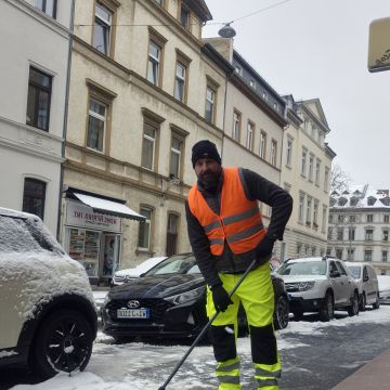 Hara Corneliu - Wiesbaden - Baby Gate Assembly and Installation
