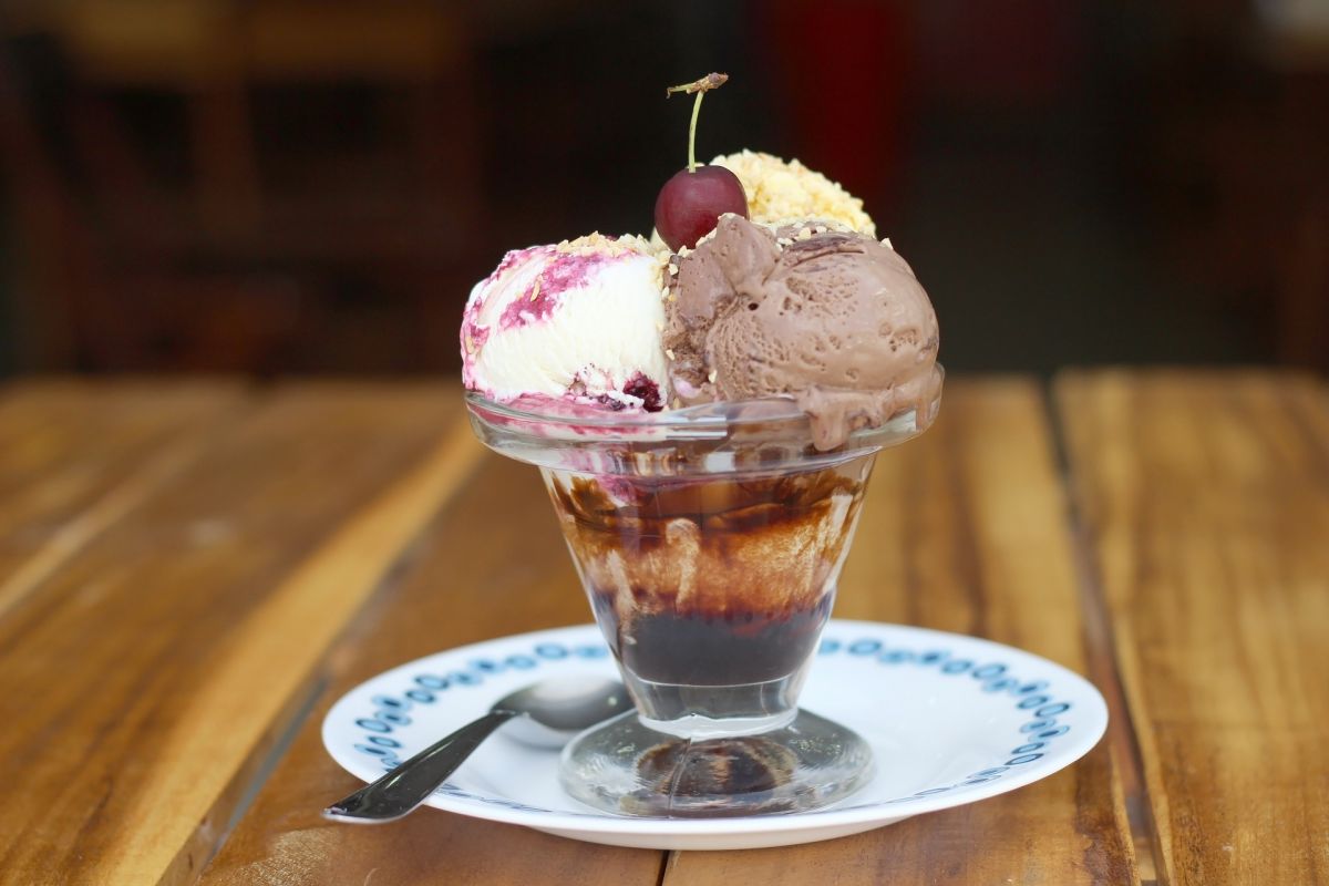 Backhaus Eis - Cloppenburg - Ice Cream Cart Rental