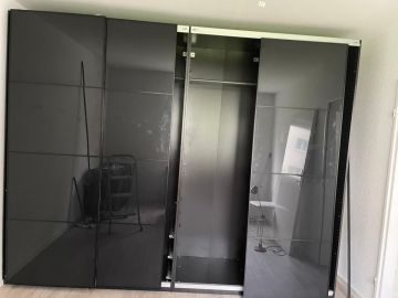 Montador de muebles de IKEA