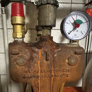 Skyline Facility Management - Duisburg - Slow or Clogged Drain Issues