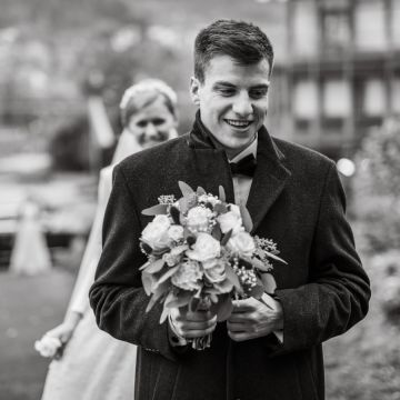 Dennis Keller - Bielefeld - Bilder einrahmen lassen