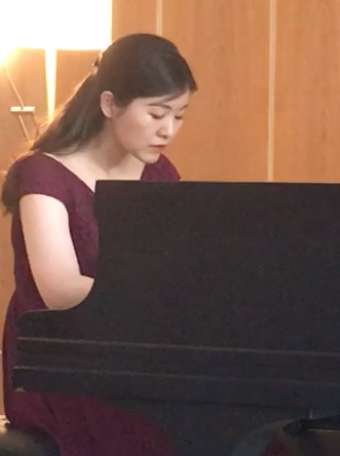 Yumii Abe - Hamburg - Singing Lessons (for children or teenagers)