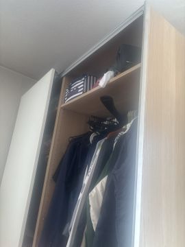 Handwerker für Türreparaturen