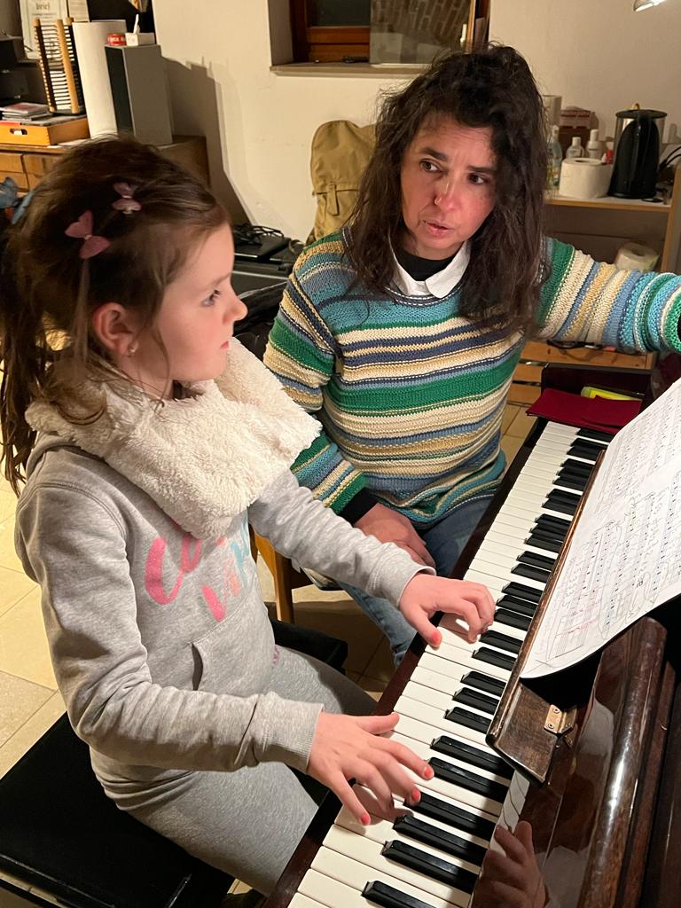 Gabriela Padeanu - Nürnberg - Keyboard Lessons