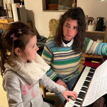 Gabriela Padeanu - Nürnberg - Keyboard Lessons