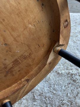Handwerker für Möbelreparatur