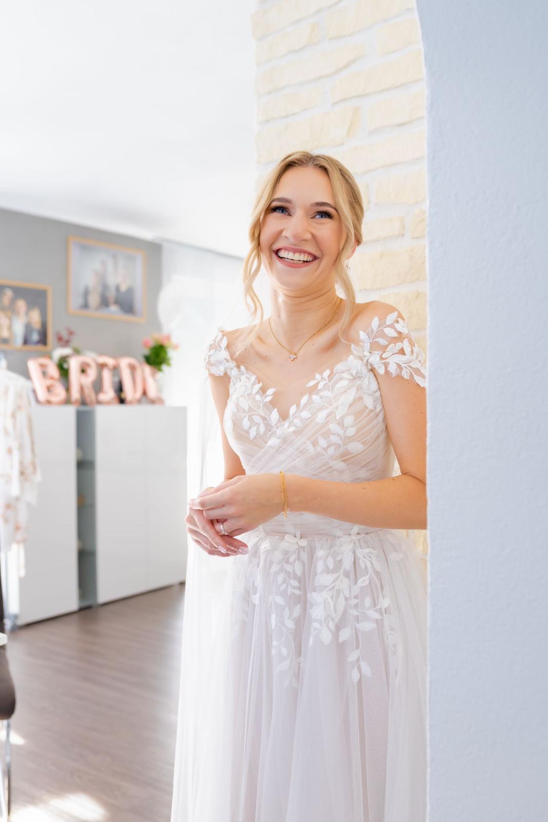 Amxliabeauty - Amalia Gaus Make-up Artist und Brautstyling - Birkenfeld - Tanzunterricht für die Hochzeit