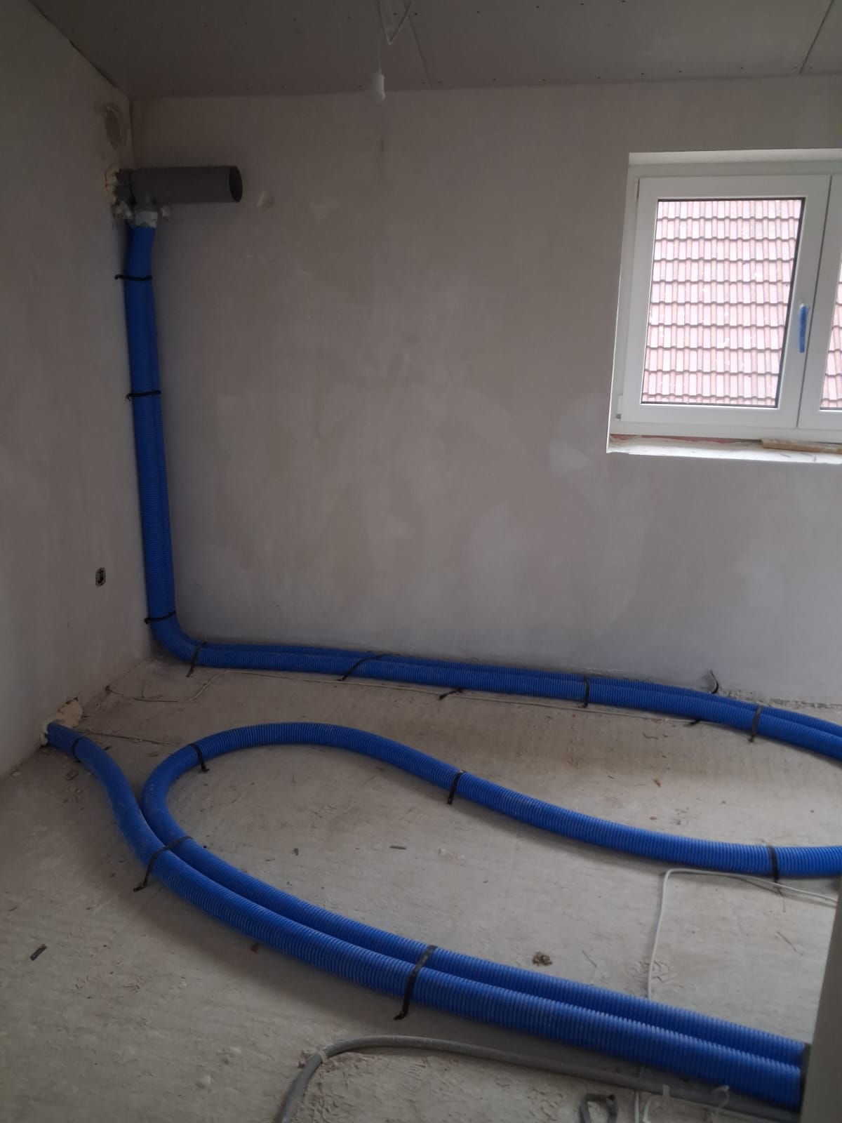 Patryk Wos - Neumünster - Sump Pump Installation or Replacement