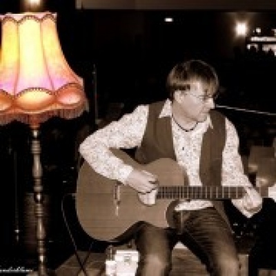 Andreas Thust - Guitar & Voice - Harz - Solomusiker