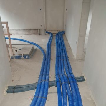 Patryk Wos - Neumünster - Plumbing Pipe Installation