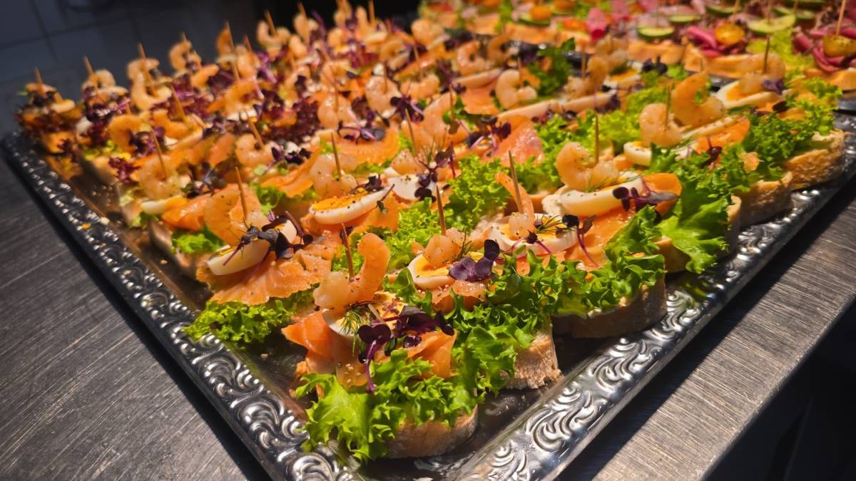 Adam Eventlocation am See & Catering - Krefeld - Catering para eventos (Entrega)