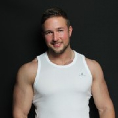 Maximilian Schäfer - Design your new body - Berlin - Krafttraining