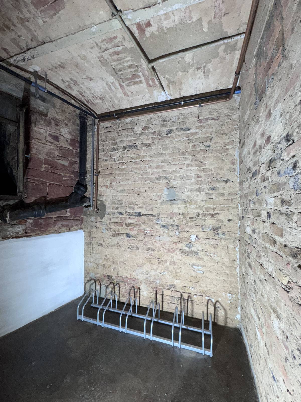 Louah s Paint - Main-Taunus-Kreis - Trockenbau und Aufhängen von Trockenbauwänden