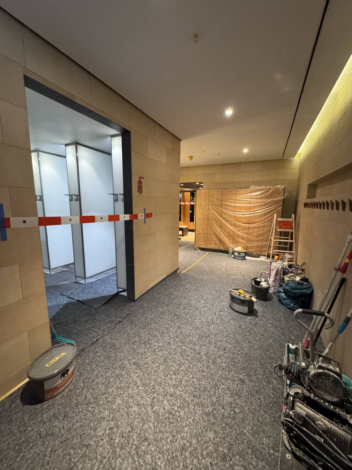 Louah s Paint - Main-Taunus-Kreis - Tapeten entfernen