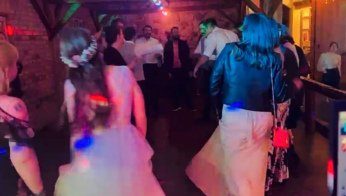 Priceless Moment - Berlin - DJ para fiesta Quinceañera