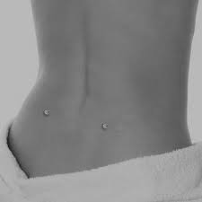 Especialista en piercings