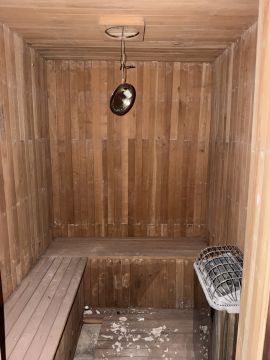 Especialista para la reparación o mantenimiento de saunas