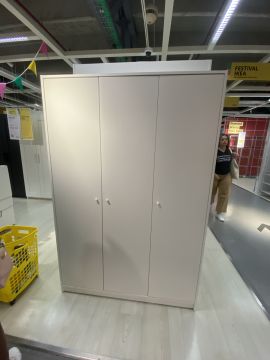 Montador de muebles de IKEA