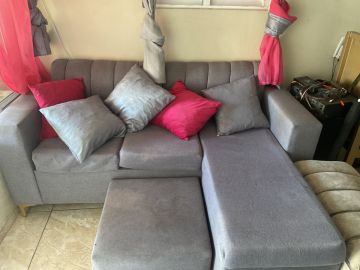 Upholstery and Furniture Cleaner