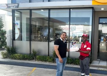 Awning Installer