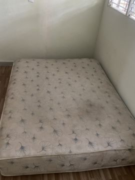 Tintorería para limpieza de colchones