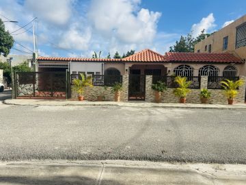 Awning Installer