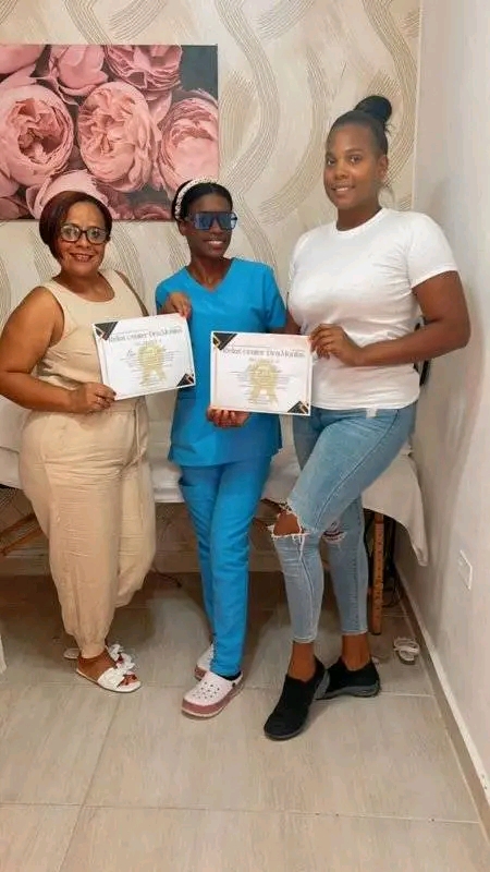 Academia de estetica cosmi laura - Santo Domingo de Guzmán - Physiotherapy Sessions