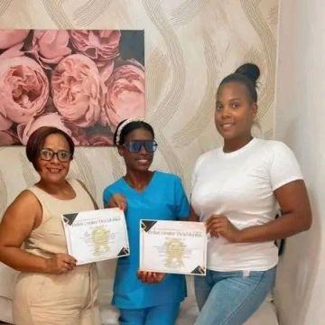 Academia de estetica cosmi laura - Santo Domingo de Guzmán - Fisioterapia