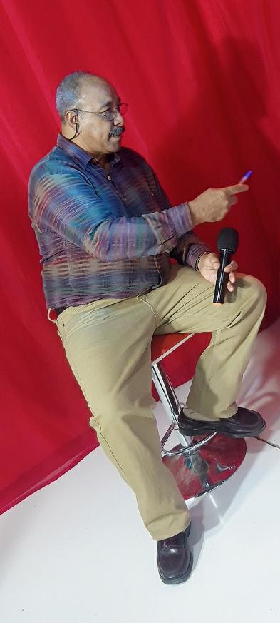 Luis Orlando García-Licenciado en Artes Escénicas. - La Otra Banda - Theater and Entertainment Lessons