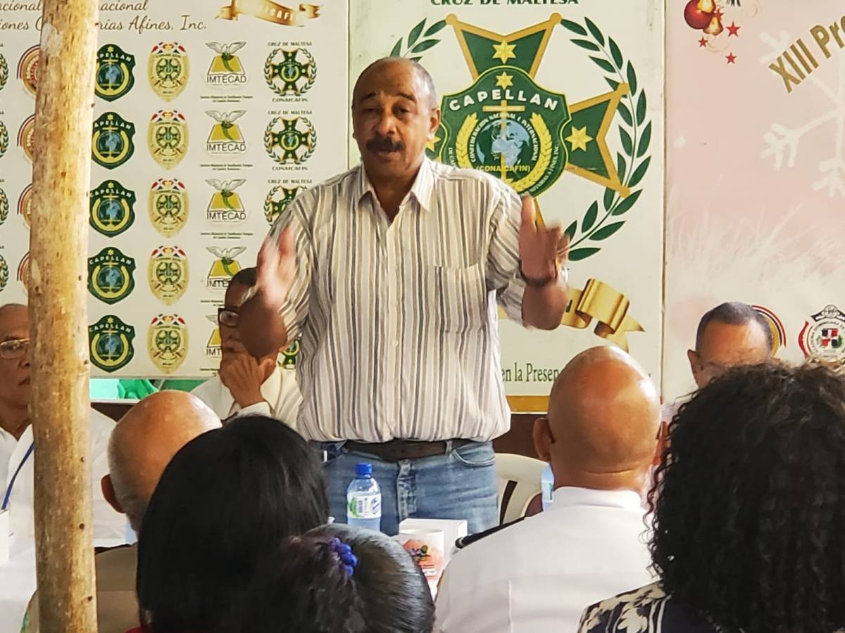 Luis Orlando García-Licenciado en Artes Escénicas. - La Otra Banda - Public Speaking Lessons