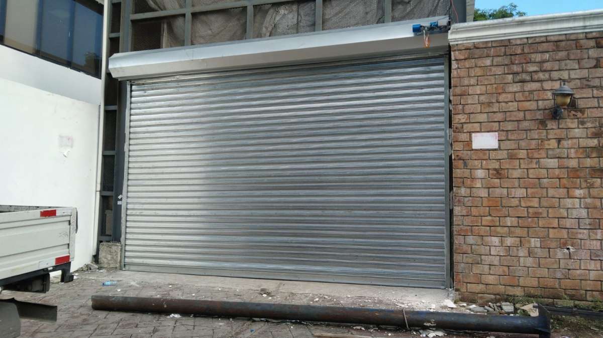 Liam tejeda - Santo Domingo Norte - Pet Door Installation