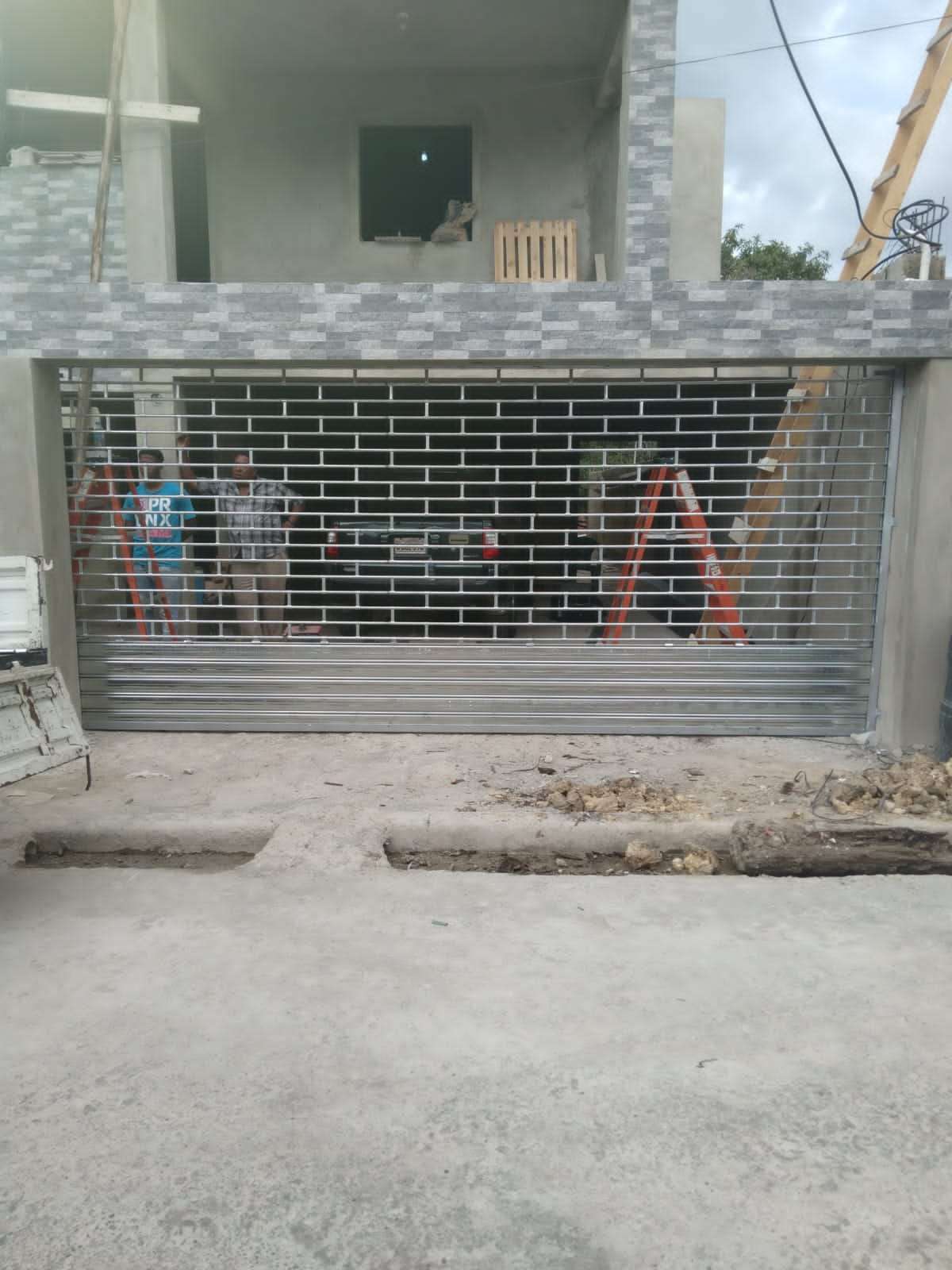 Liam tejeda - Santo Domingo Norte - Reparación de puertas de garaje