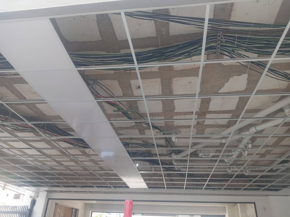 Dykgroup srl - Santo Domingo de Guzmán - Montaje de mesas de billar