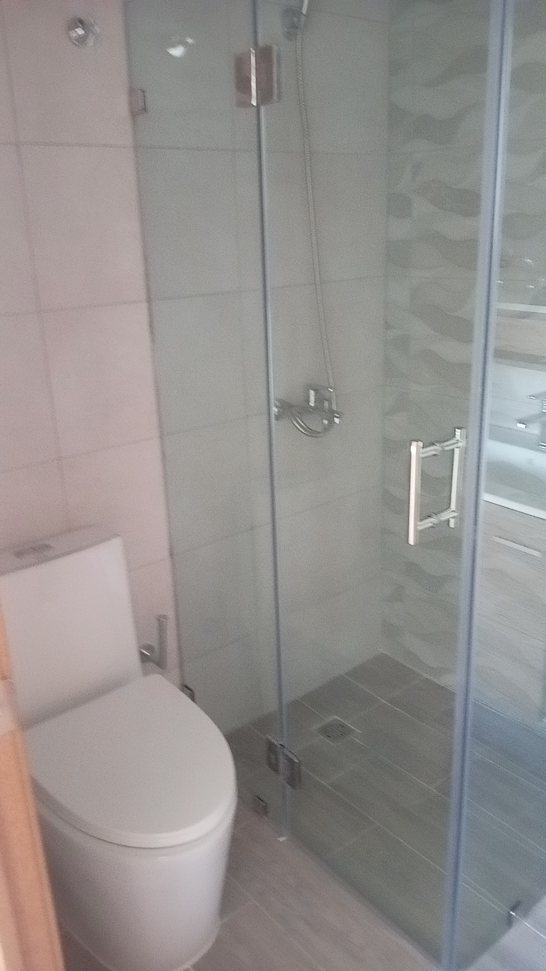 Dykgroup srl - Santo Domingo de Guzmán - Bricolaje y Muebles