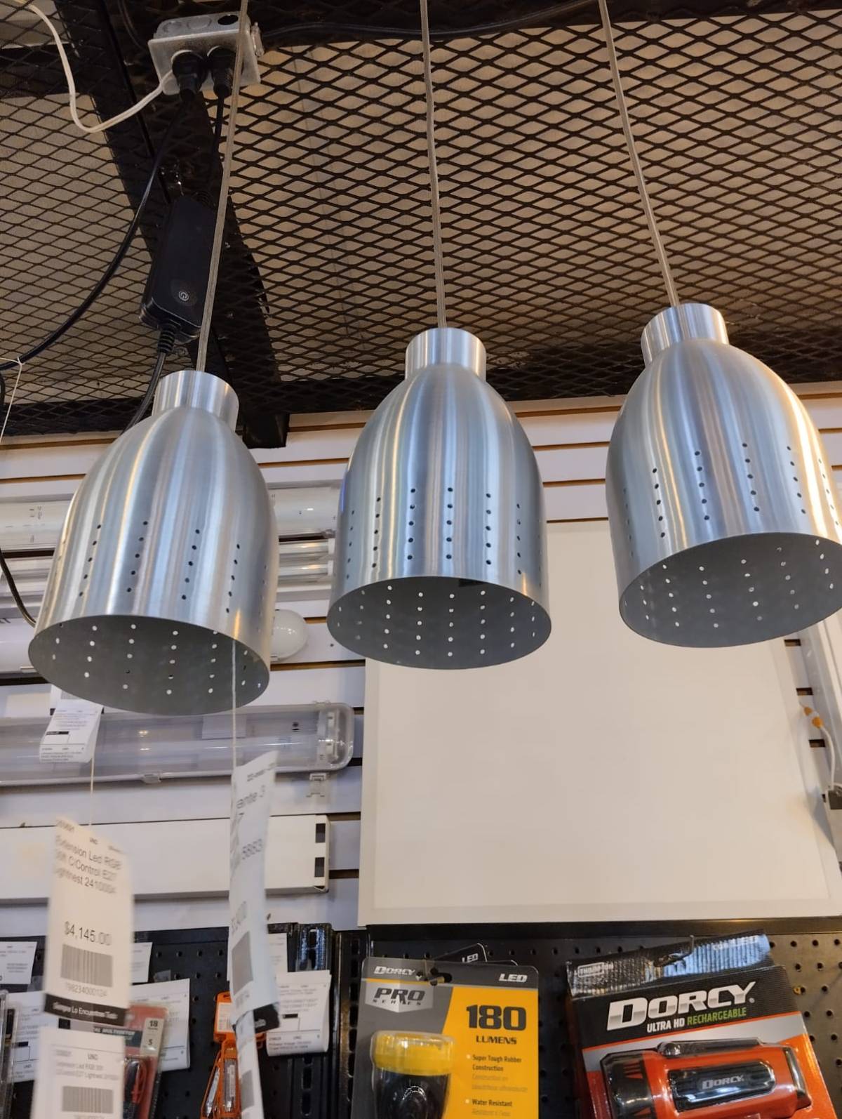 Refri-Partes Salomón - Santiago - Fan Installation