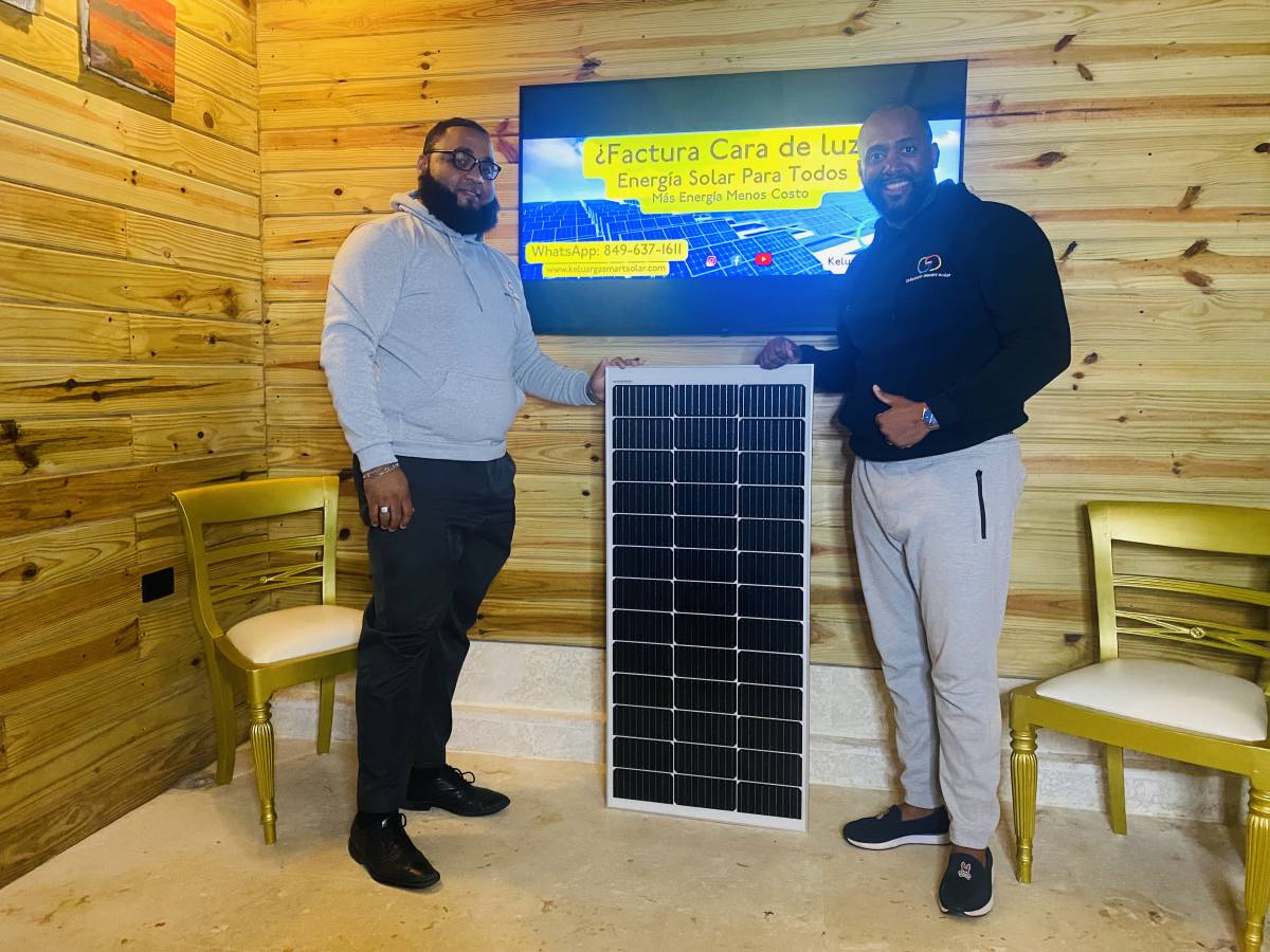 Keluarga Smart Solar - Pedro Brand - Solar Panels