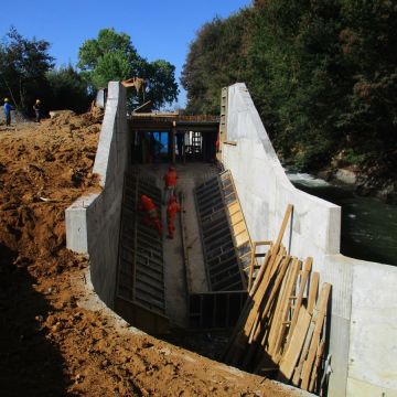 Constructora Los Peumos S.R.L. - Santiago - Remodelación de balcones