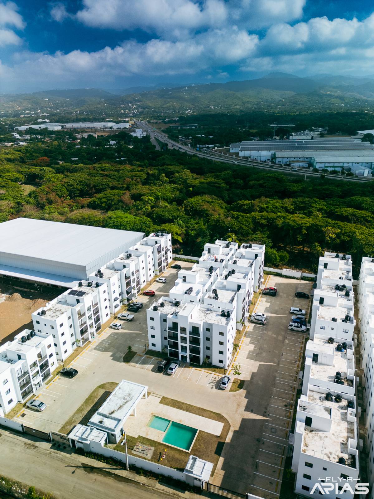 Fly R Arias - Licey Al Medio - Fotografía inmobiliaria