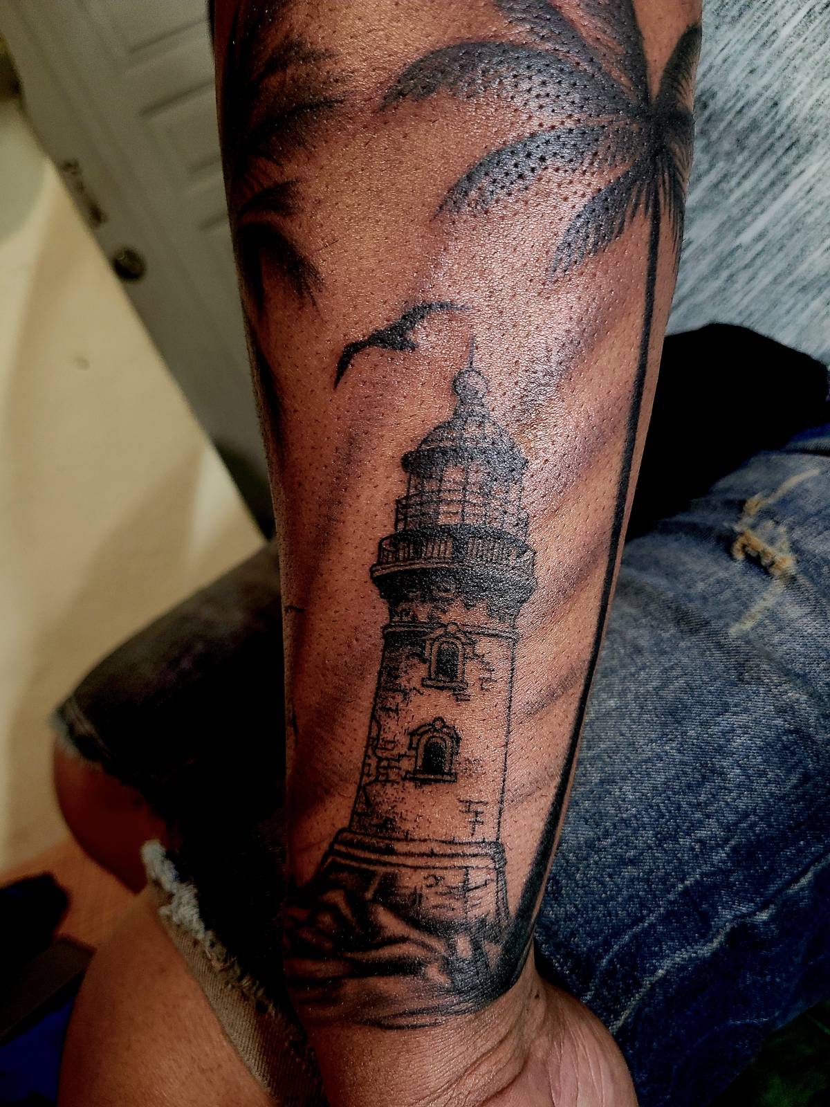 Moments Tattoo - La Romana - Tattoo Artists
