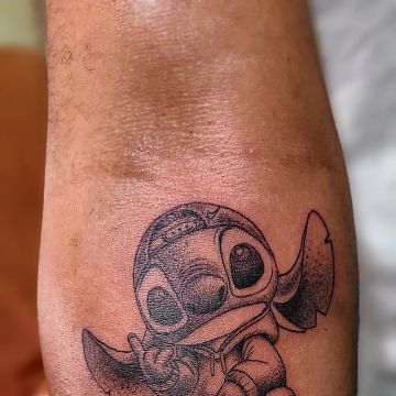 Moments Tattoo - La Romana - Tattoos and Piercings