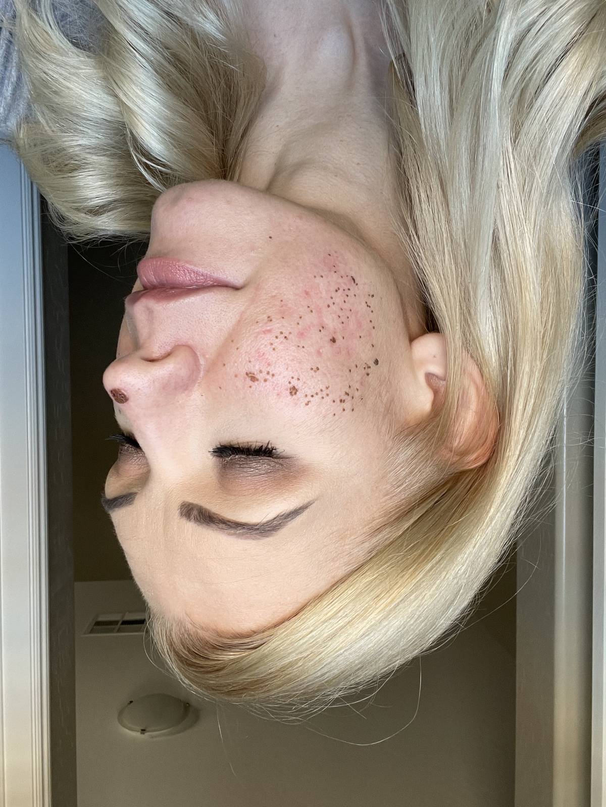 I work off commission at ZenVida Wellness & Aesthetics - Samaná - Skin Cleansing