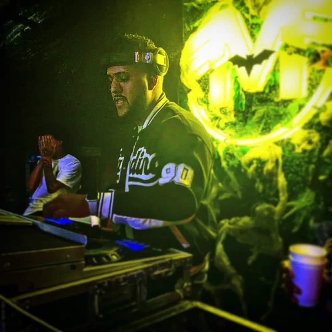 DJ Tambo - Salcedo - Caricaturing