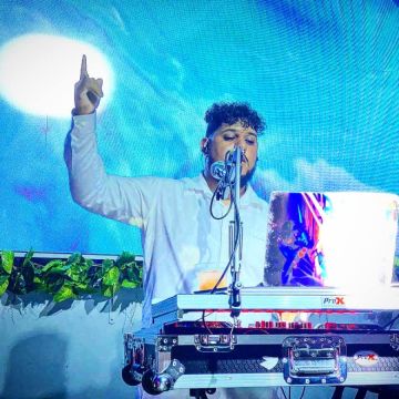 DJ Tambo - Salcedo - Balloon Artistry