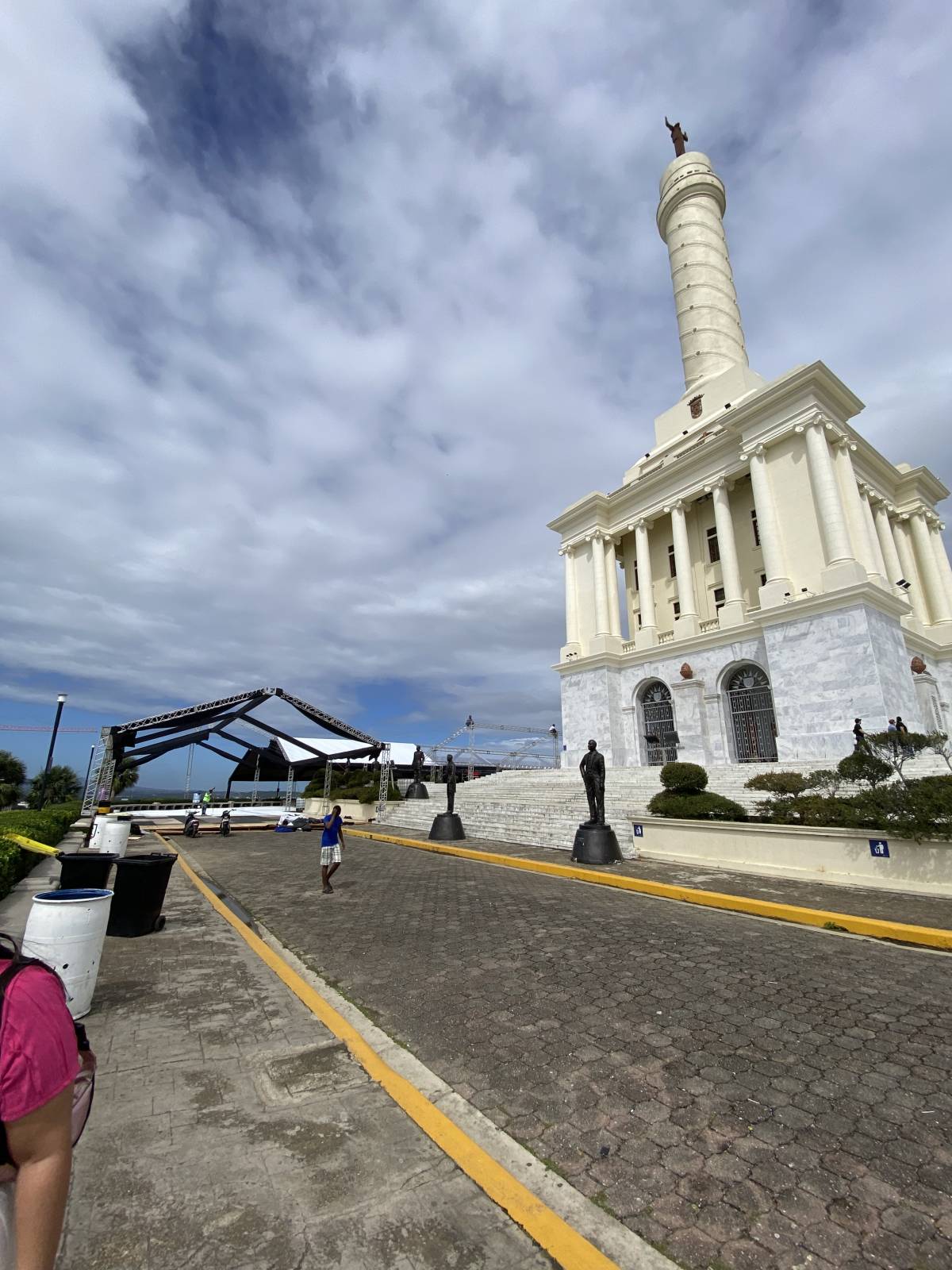 Montesinos sound - Santo Domingo de Guzmán - Alquiler de equipos de iluminación para eventos