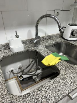 Sink and Faucet Installer