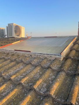 Skylight Installer