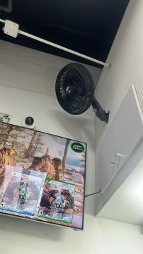Fan Repairman