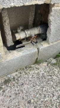 Fontanero para mantenimiento o reparación de fontanería exterior